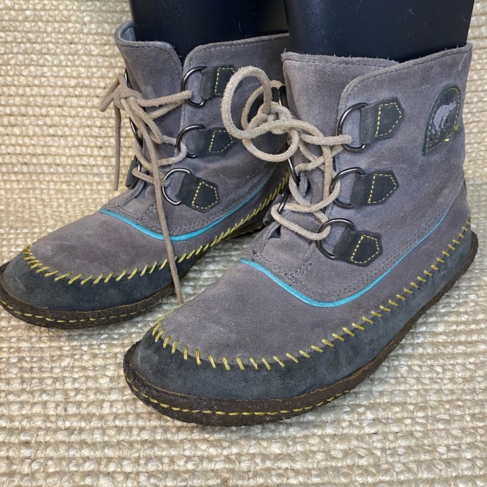 Sorel Joplin II Gray Blue Suede Leather Boot Ankle Moccasin Booties size 7